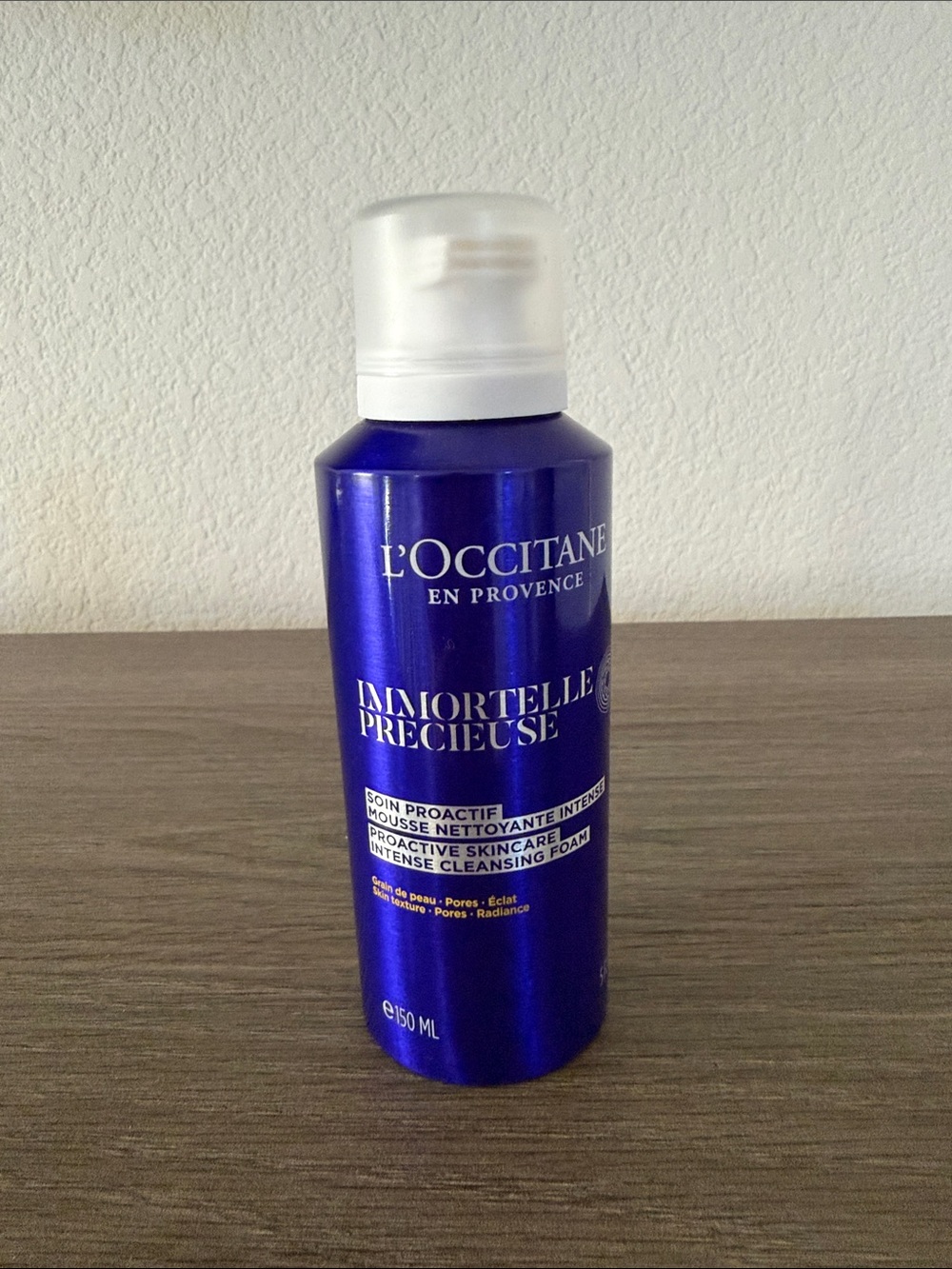 L'OCCITANE Immortelle Précieuse Cleansing Foam - Blue